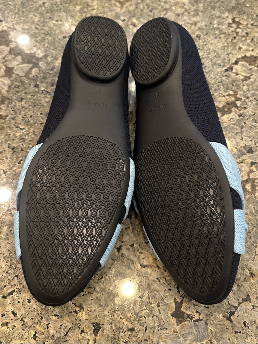 Vivaia Bibi Navy and Light Blue Bow Ballet Flats. 8 (EU 39). New with tags. - Picture 4 of 4